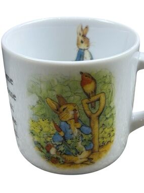 Wedgwood Peter Rabbit Mug Eating in the Garden Porcelain Beatrix Potter
